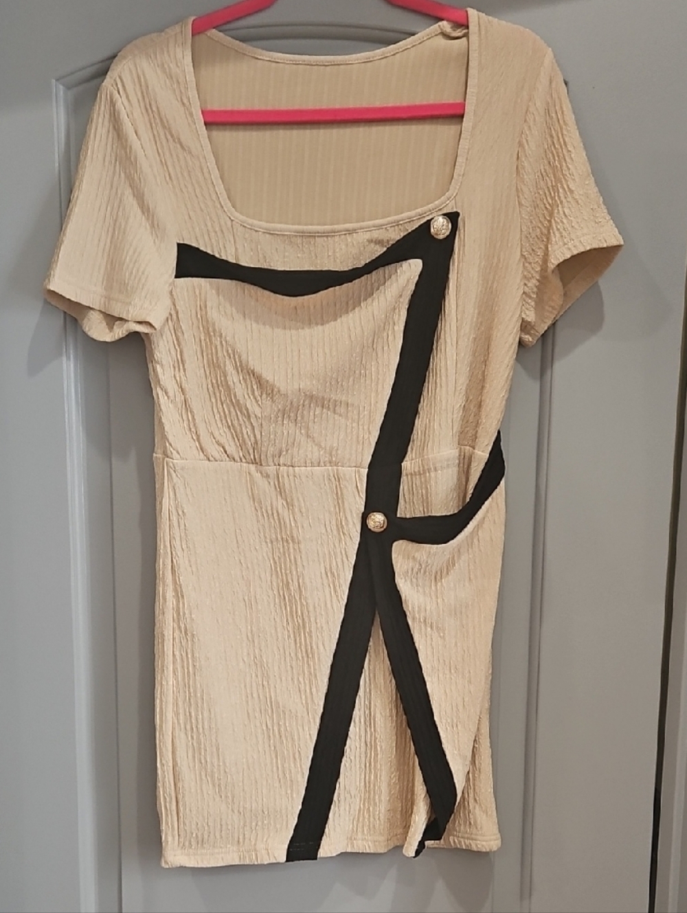 Beige Short Sleeve Dress with Black Trim